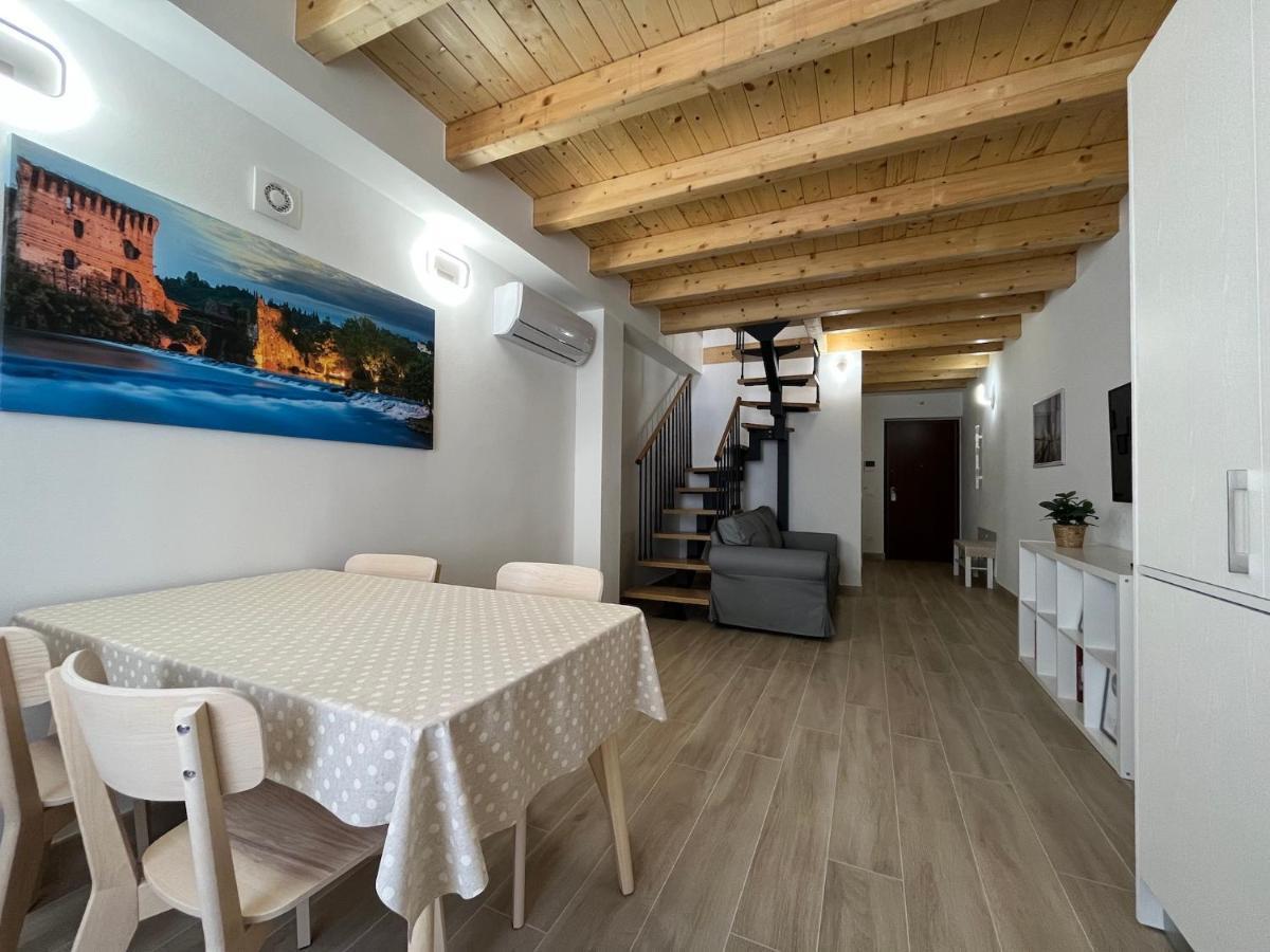Anfite Apartments Santa Maria Desenzano del Garda Esterno foto