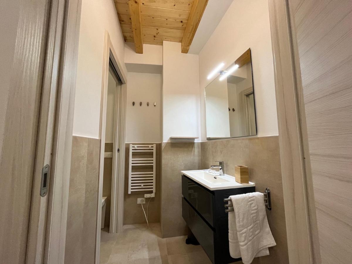 Anfite Apartments Santa Maria Desenzano del Garda Esterno foto