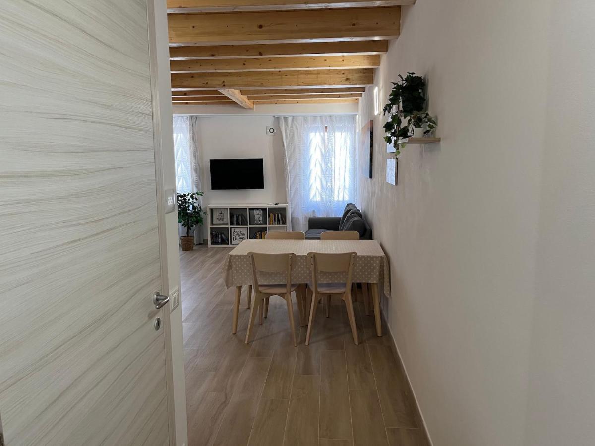 Anfite Apartments Santa Maria Desenzano del Garda Esterno foto