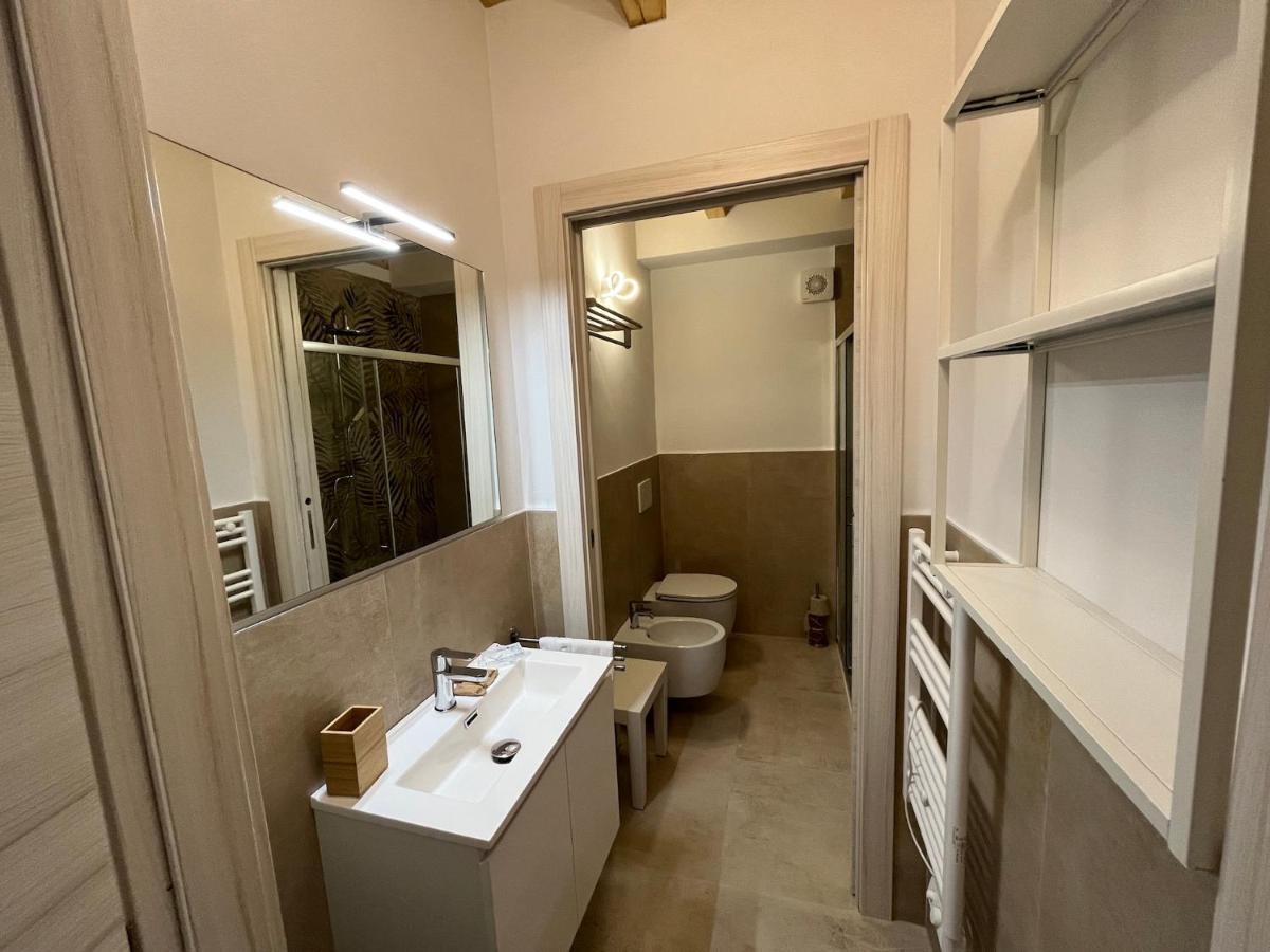 Anfite Apartments Santa Maria Desenzano del Garda Esterno foto