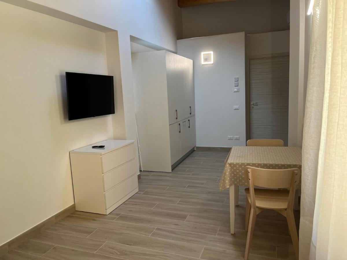 Anfite Apartments Santa Maria Desenzano del Garda Esterno foto